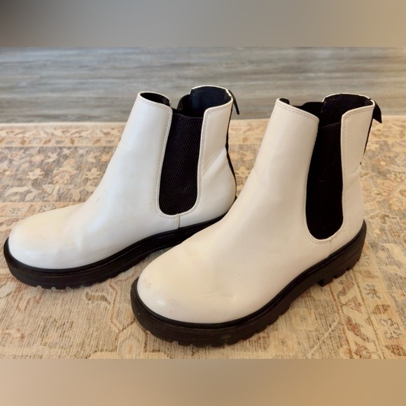 Shoes - White Ankle Boots